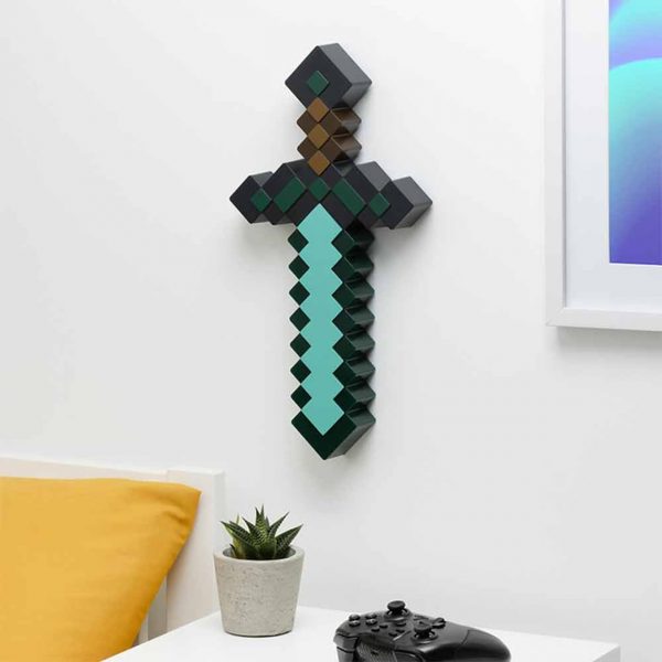 Minecraft - Diamond Sword Light Image 3