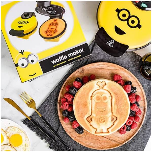 Minions Waffle Maker Image 1