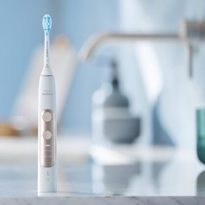 Philips Sonicare ExpertClean 7500 HX9691/02 Image 2