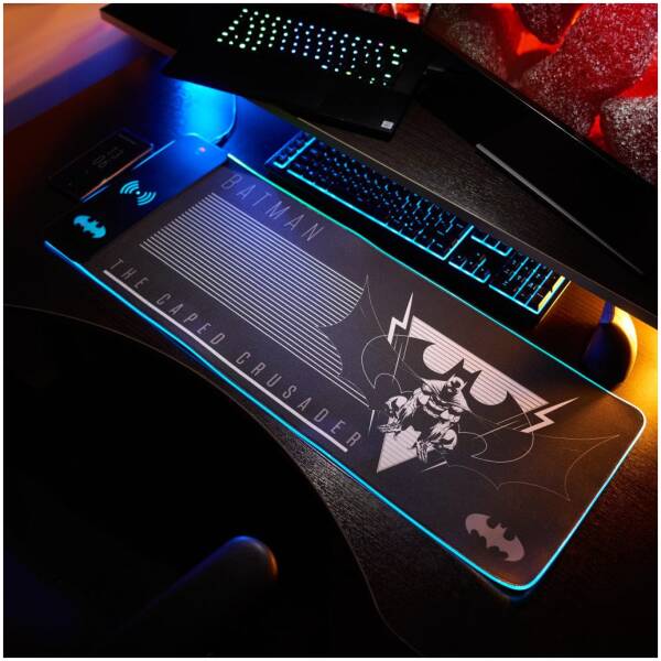 Batman Oversize Gaming Mat & Mobile Charger Image 1