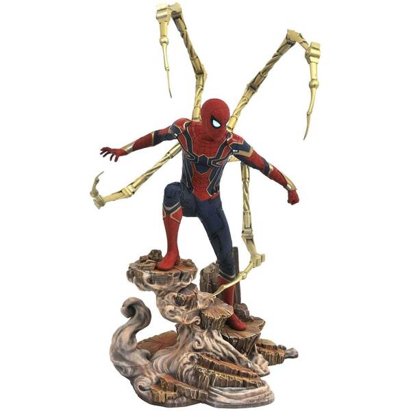Marvel Avengers Infinity War Iron Spiderman diorama figure 23cm Image 2