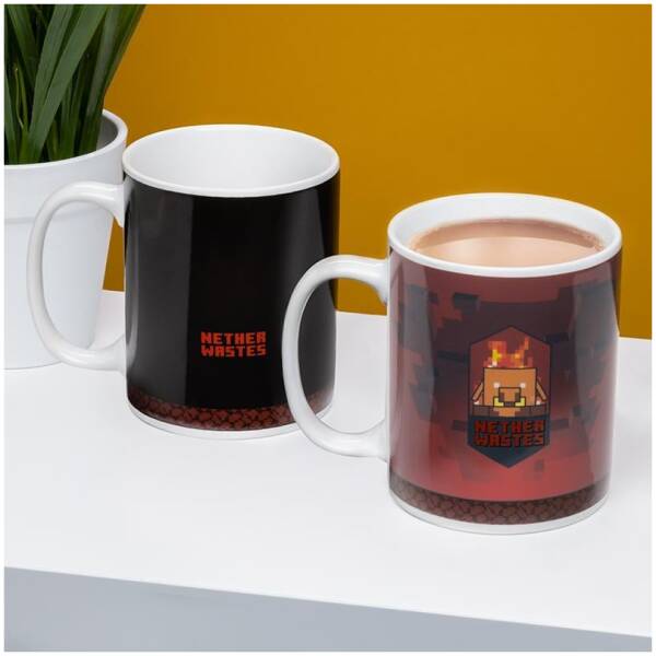 Minecraft Nether Heat Change Mug 300ml Image 2