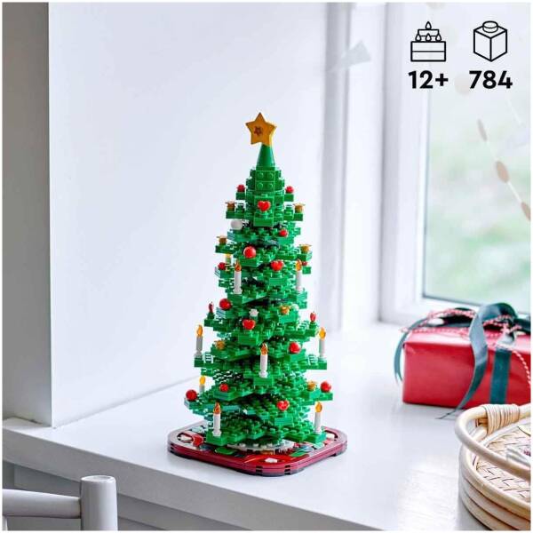 LEGO 2in1 Christmas Tree 40573 Image 2